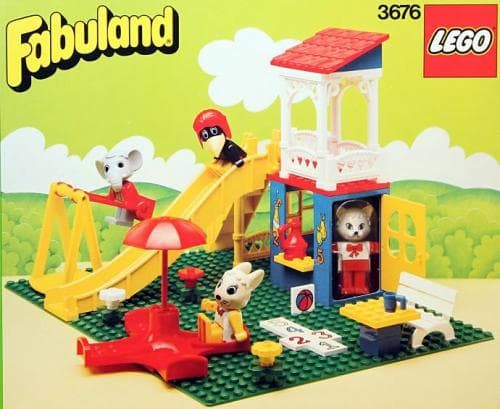 LEGO sættet Catherine Cat's Fun Park