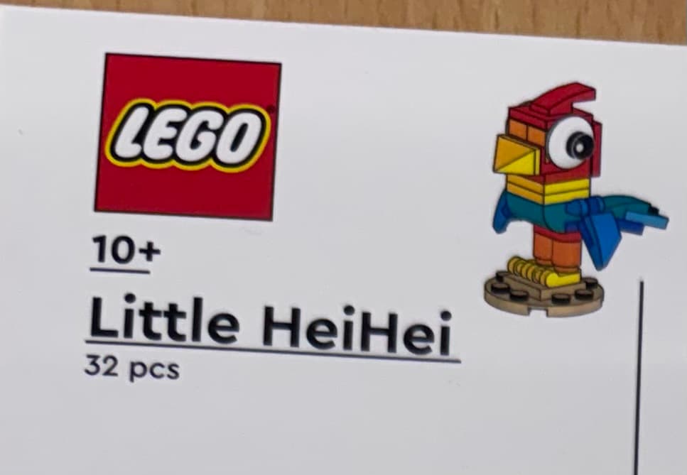 LEGO sættet Little HeiHei