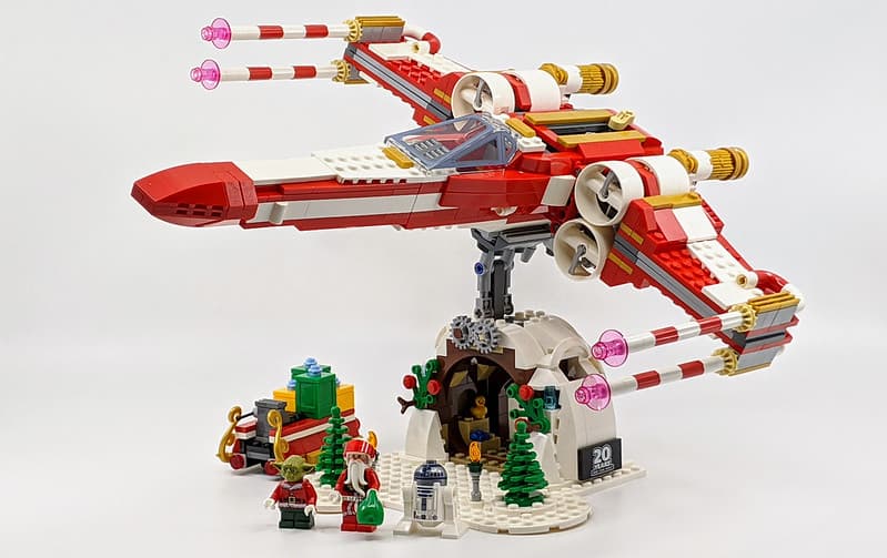 LEGO sættet Yuletide Squadron Xmas-Wing Starfighter