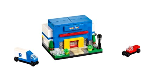 LEGO sættet Bricktober Toys R Us Store