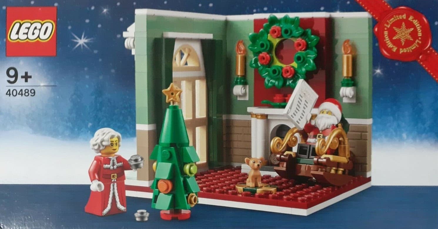 LEGO sættet Mr. and Mrs. Claus' Living Room