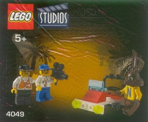 LEGO sættet Nesquik Promotional Set: Quicky the Bunny, Director, Cameraman and Car