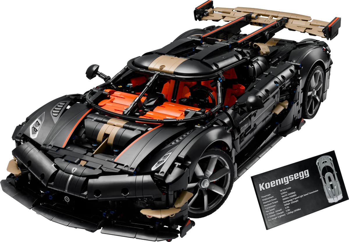 LEGO sættet Koenigsegg Sadair's Spear Megacar