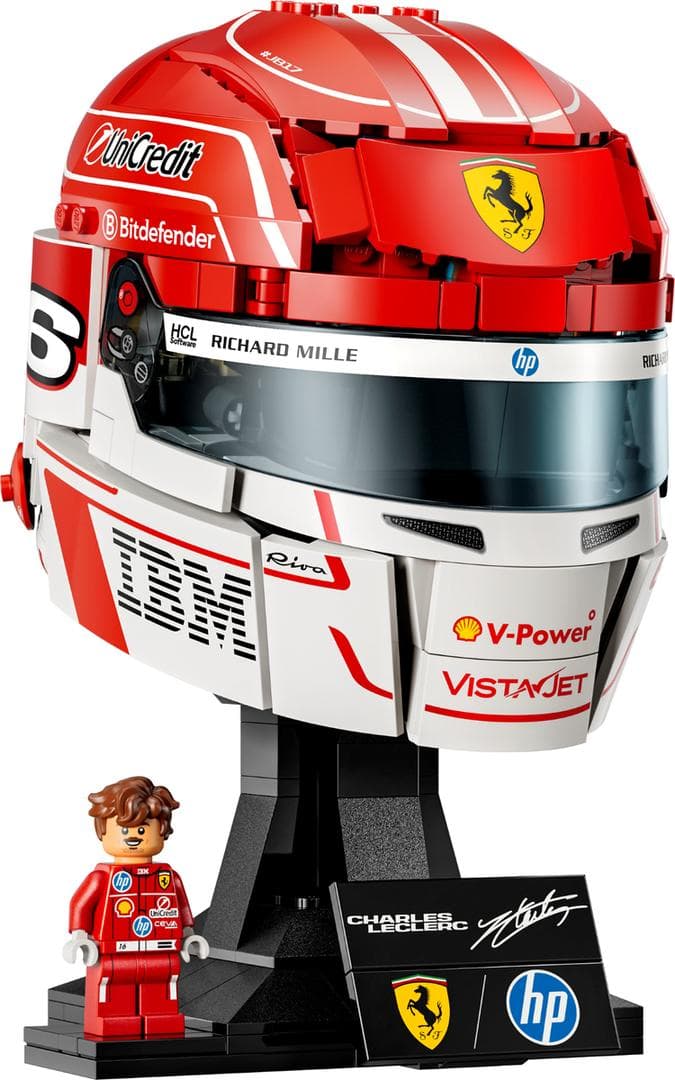 LEGO sættet Scuderia Ferrari HP Charles Leclerc Helmet